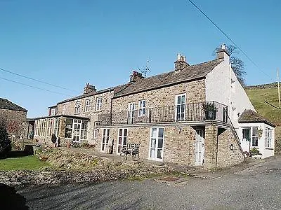 Αγροικία Shield Hill House *